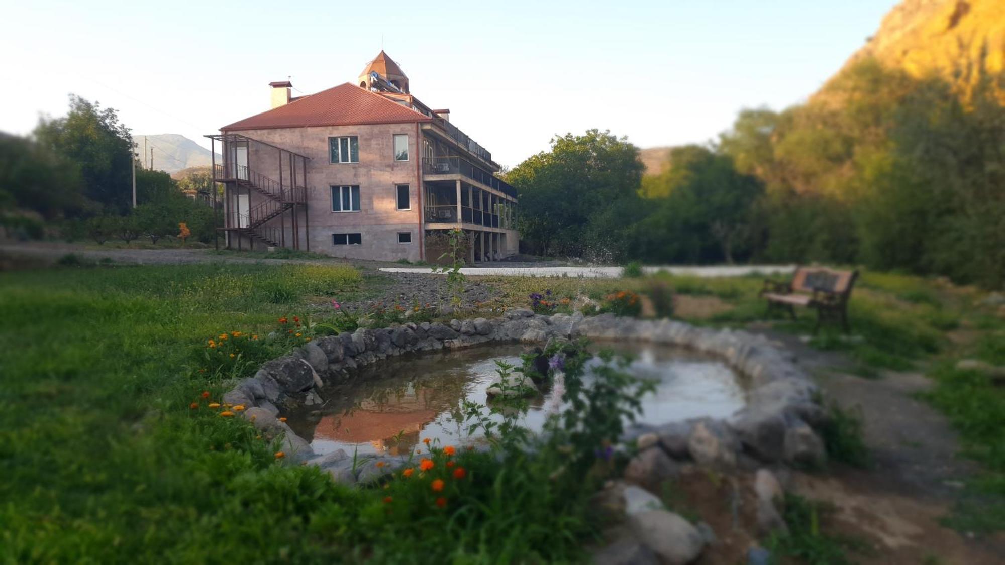 Areni Lodge Exteriér fotografie